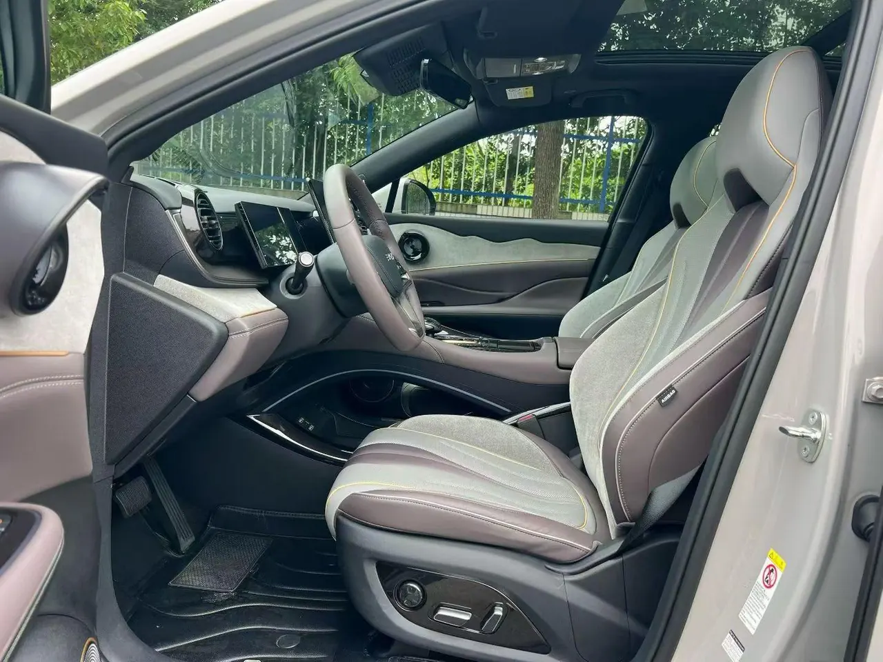 BYD 2024 frigate 07 DM-i 1.5T stepless glory version 205KM flagship automatic gear 4