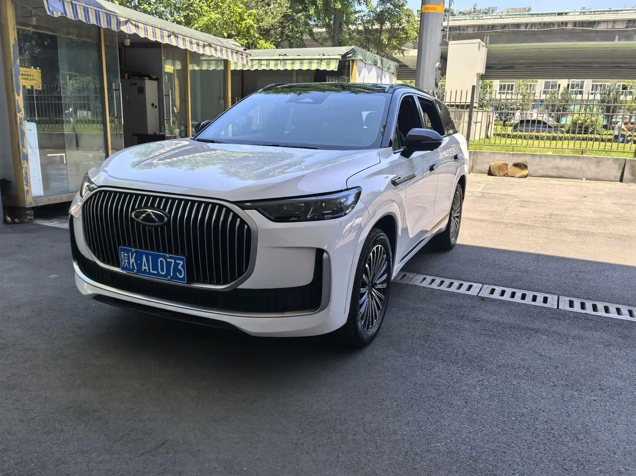 Open image lightbox: Chery 2025 Ruihu 9 2.0T Two-wheel Drive Premium Edition 5-seat Automatic Gear