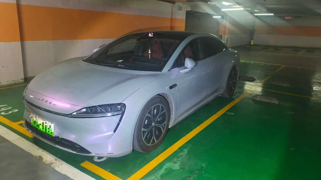 Open image lightbox: Intellectual 2025 S7 Max Rear Drive Long Endurance Edition Automatic Gear