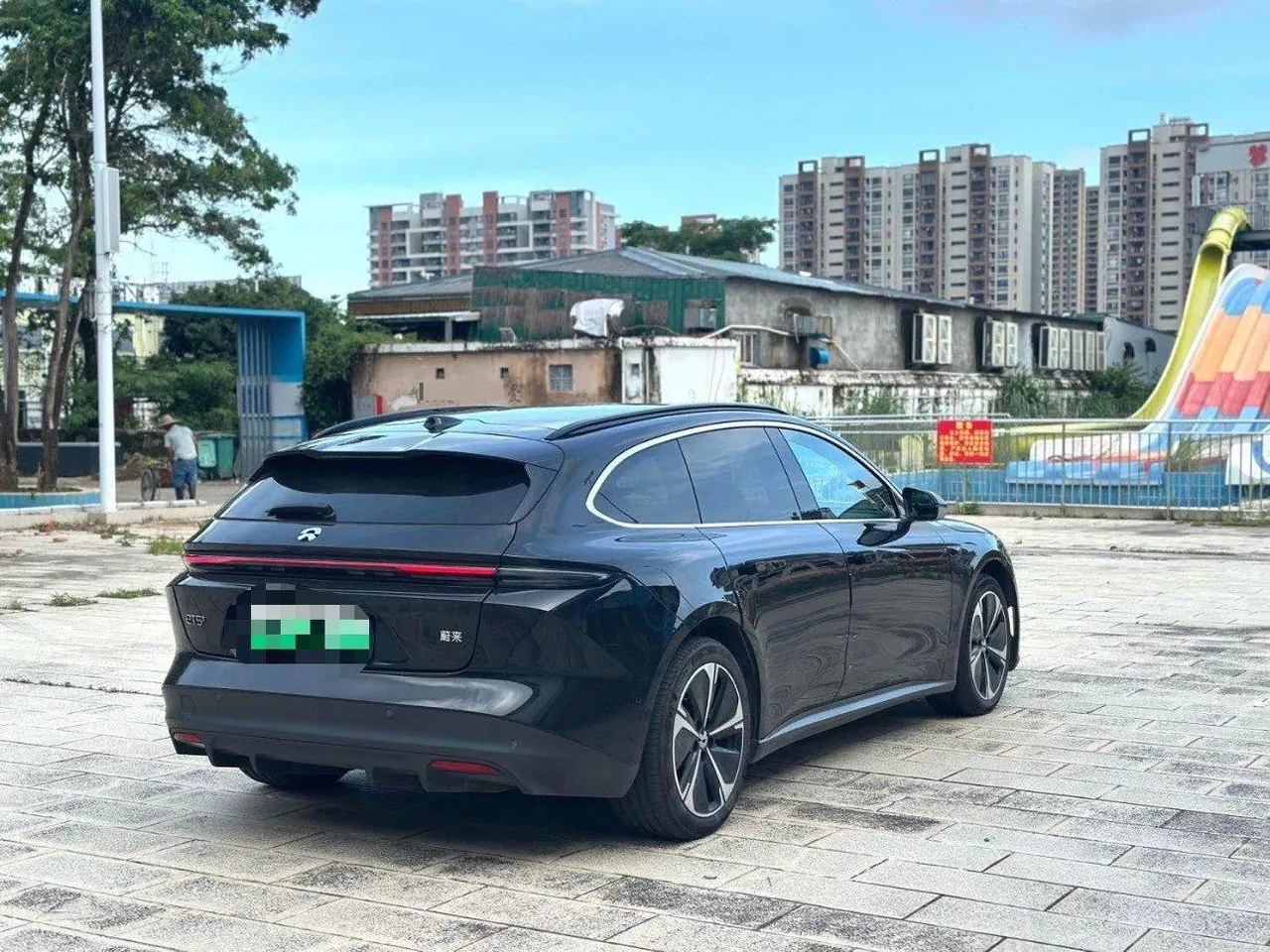 NIO 2025 ET5T 75kWh Touring automatic 4