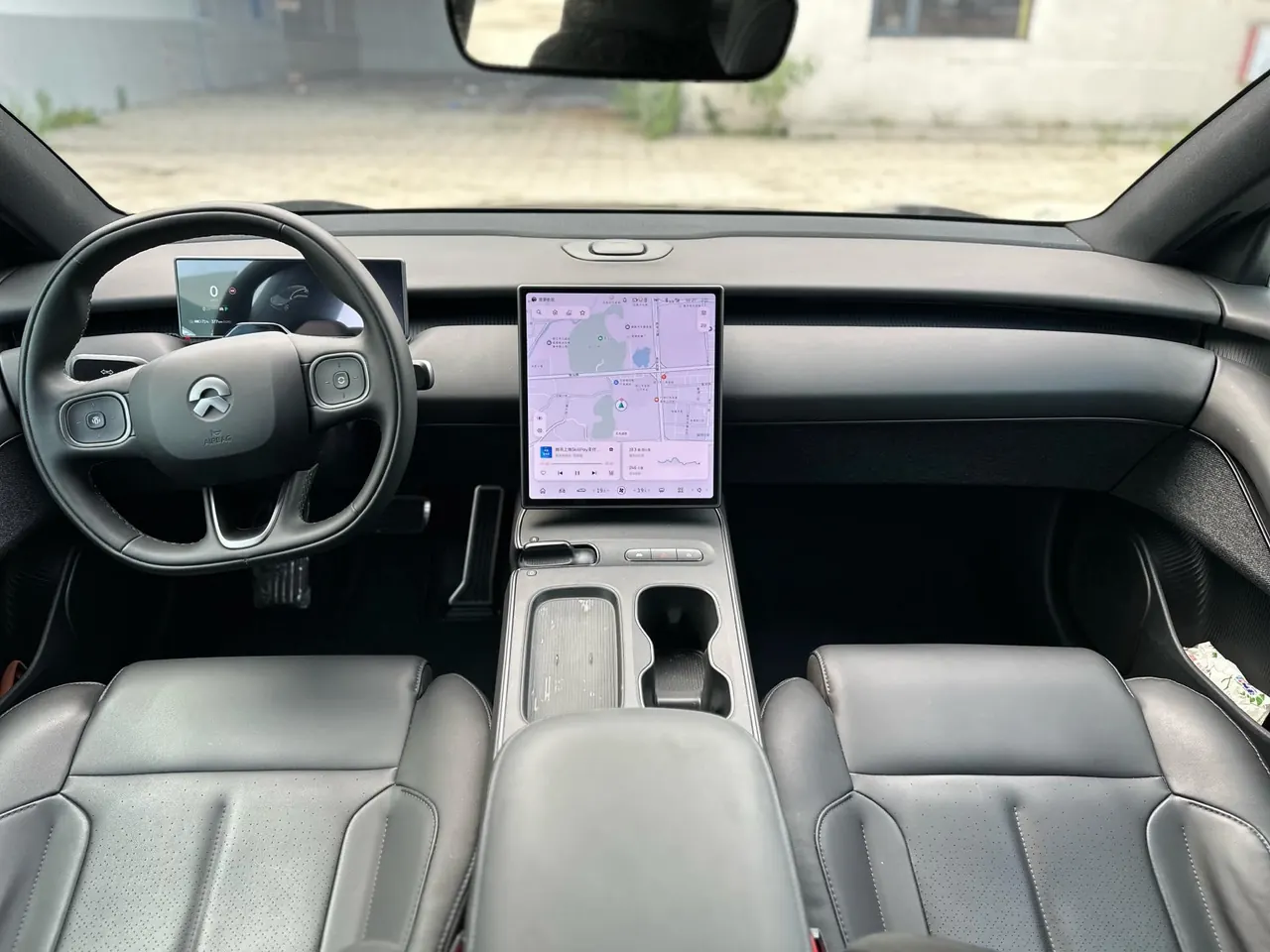 NIO 2025 ET5T 75kWh Touring automatic 9