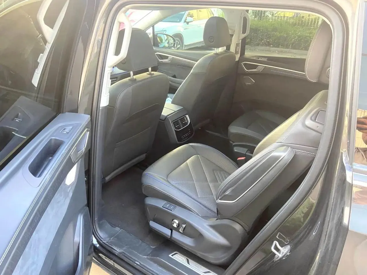 Volkswagen 2026 models range 2.0TSI 450TSI four-wheel drive flagship 6-seat automatic gear 4