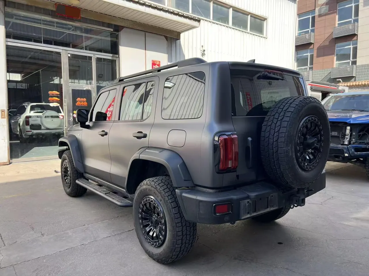Tank 2024 Tank 300 48V 3.0T V6 automatic gear 5
