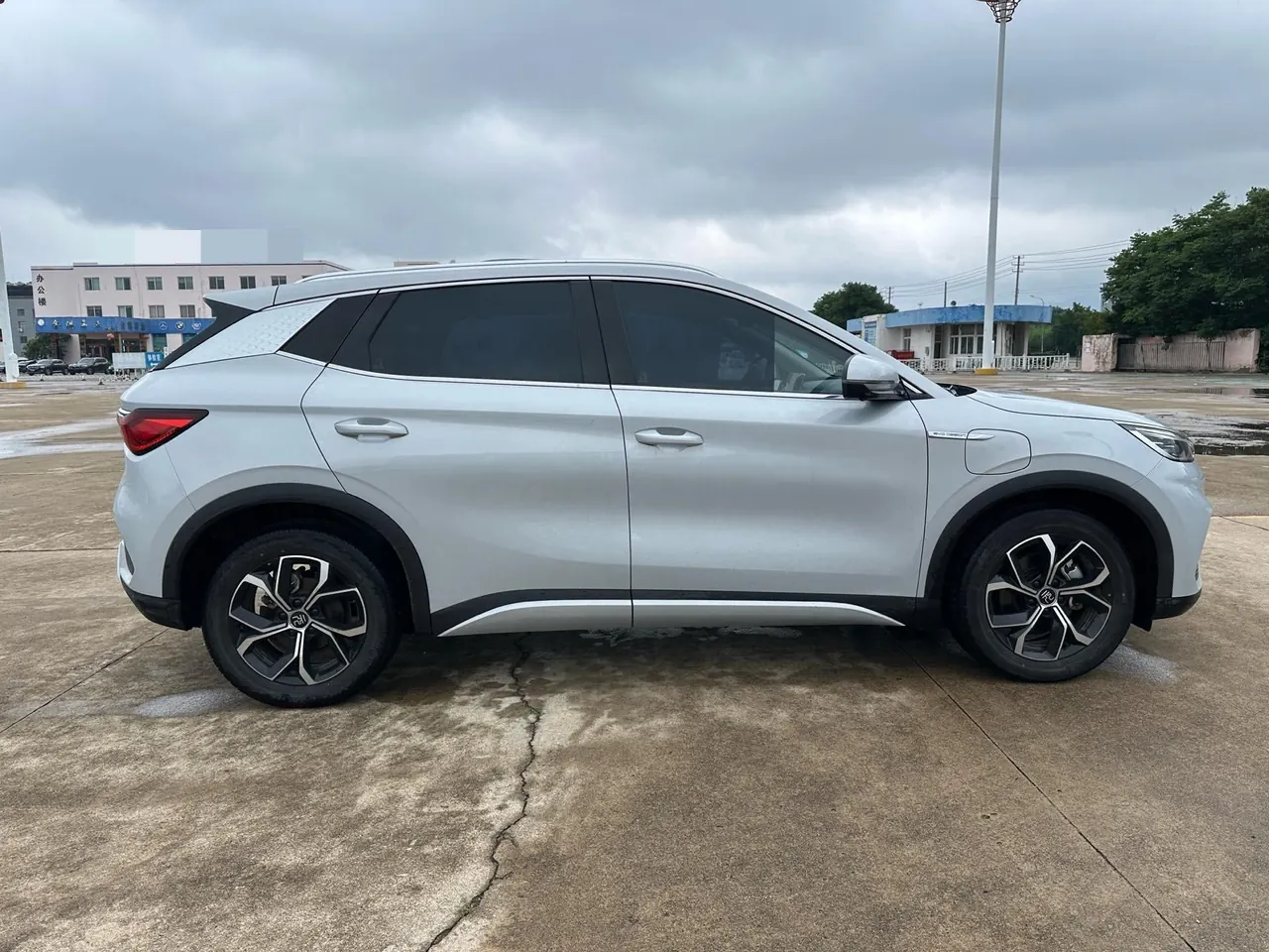 BYD Yuan PLUS 2022 Yuan PLUS 430KM Honorable Automatic Gear 3