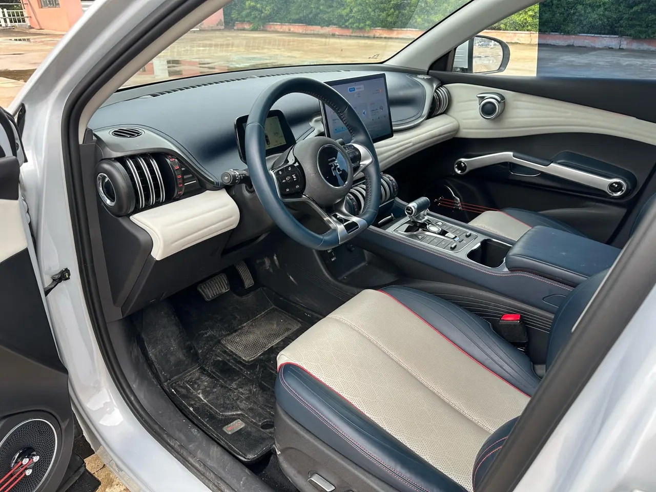 BYD Yuan PLUS 2022 Yuan PLUS 430KM Honorable Automatic Gear 5