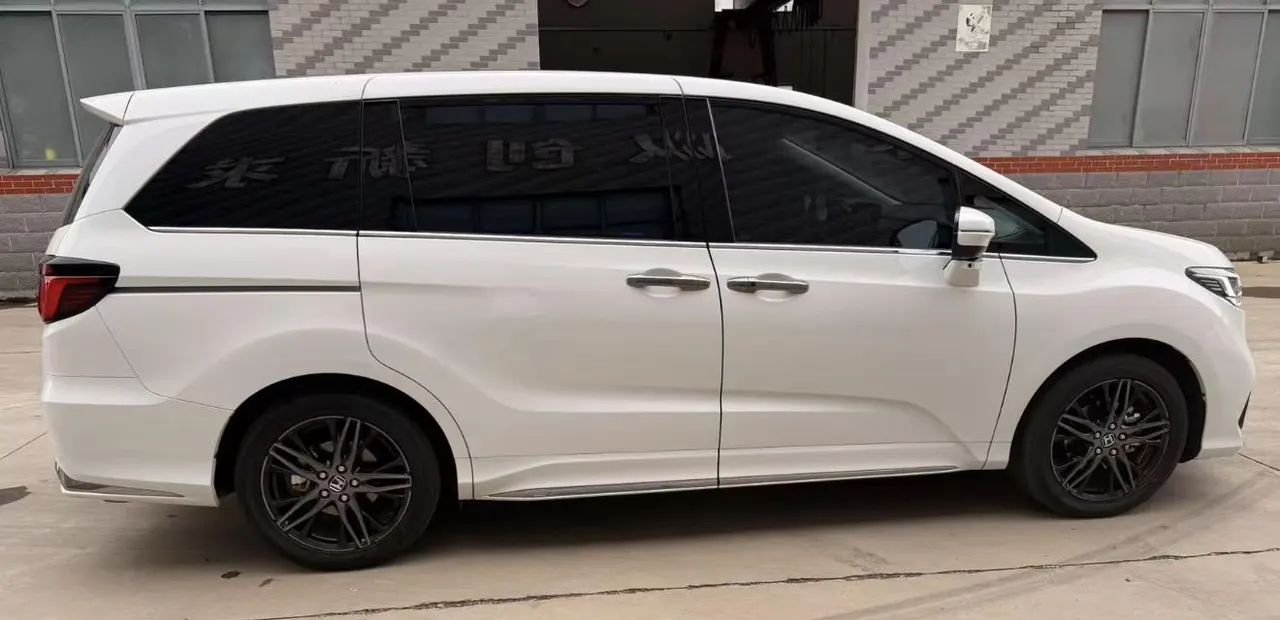 Honda 2026 Odyssey Hybrid 2.0 Stepless Sharp Extreme Edition Automatic Gear 2