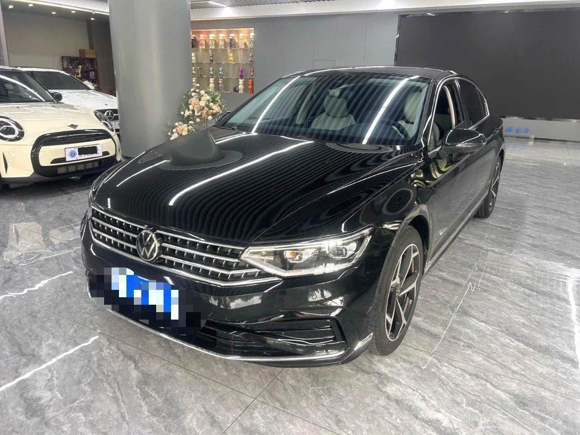 打开图片灯箱:Volkswagen 2026 Magotan 2.0TSI 380TSI 30 million selected luxury automatic gear