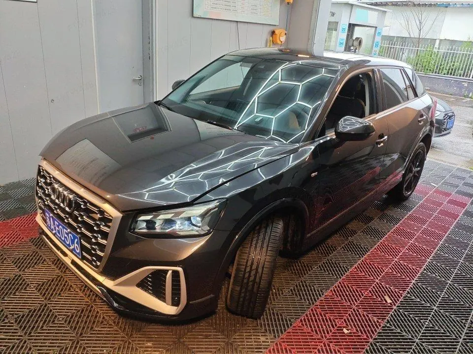 Открыть галерею: Audi 2022 Q2L 1.4TFSI 35TFSI Aggressive Dynamic Automatic