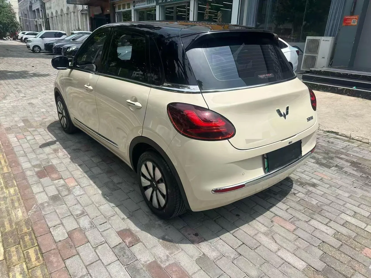 WuLing 2025 Plantronics 333km LingBox Enjoy Automatic Gear 9