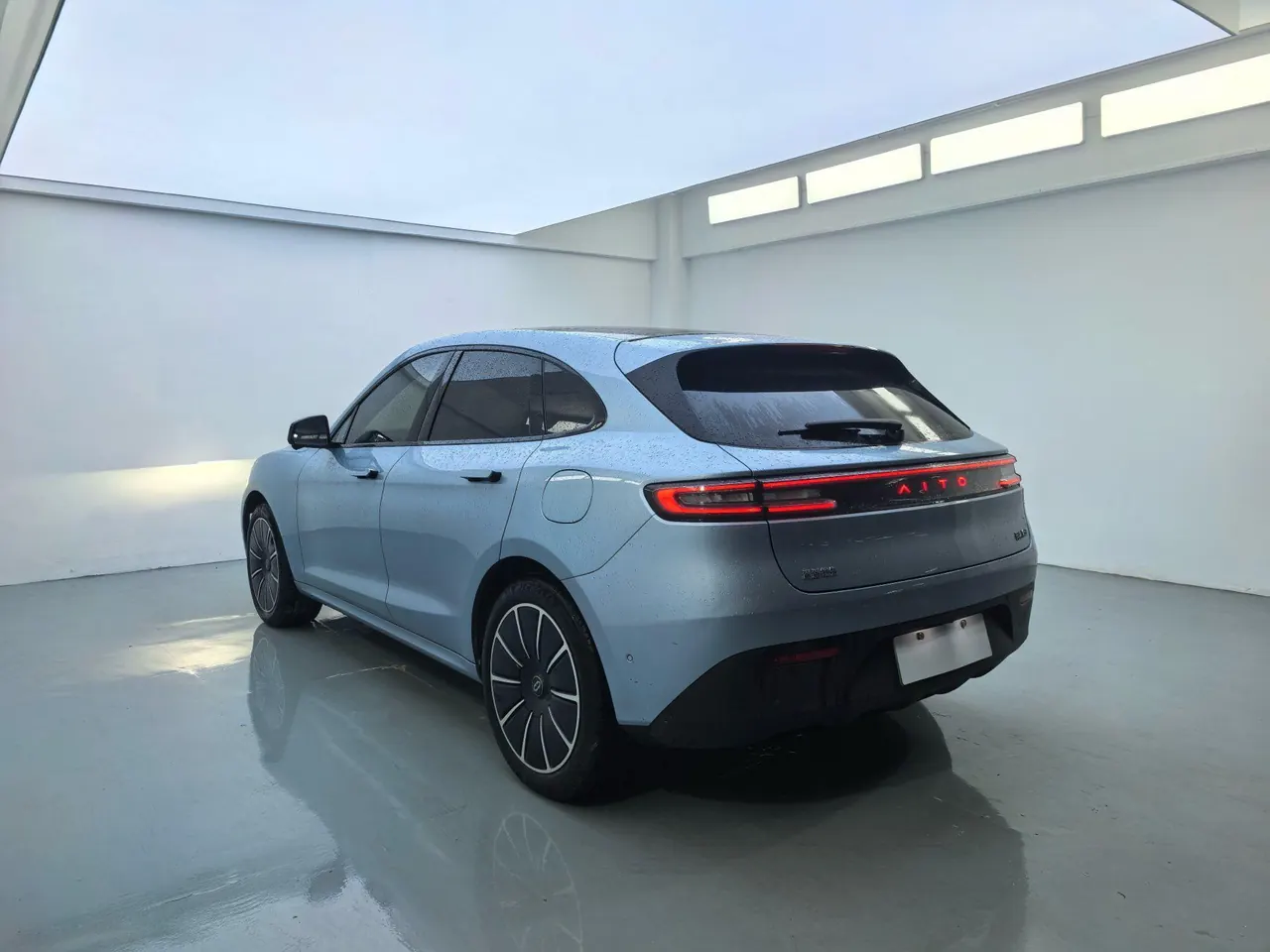 AITO 2022 AITO M5 EV four-wheel drive performance version automatic gear 9