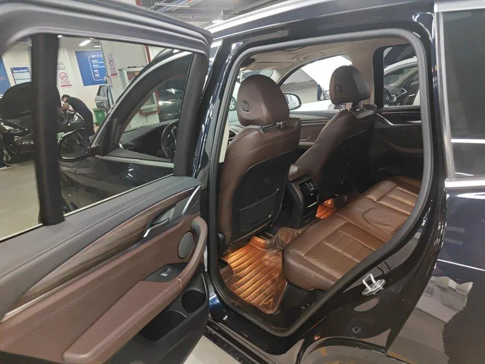 BMW 2020 X3 xDrive28i 2.0T M sports suit automatic gear 2