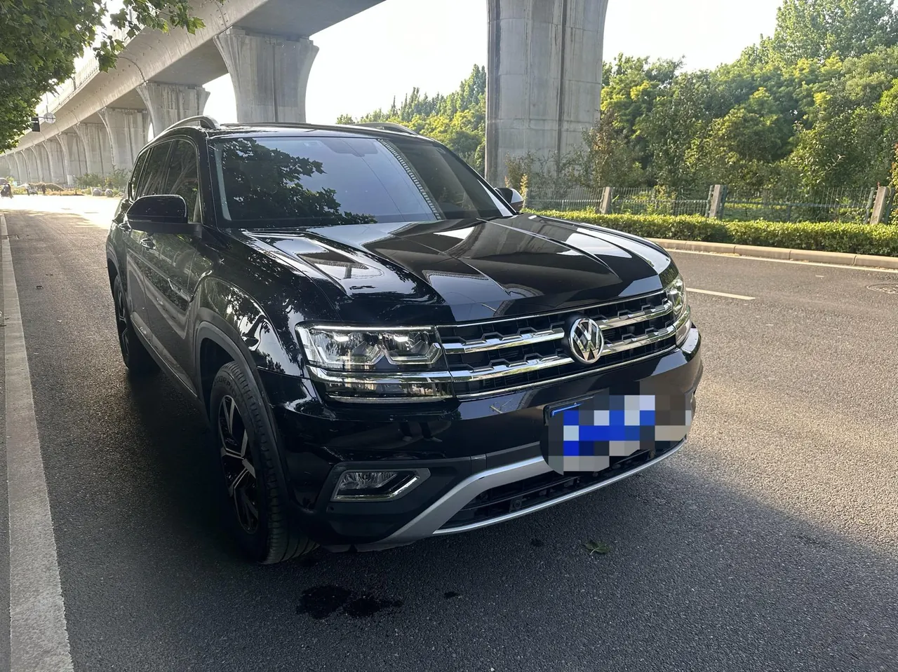 Volkswagen 2020 Tuang 2.0TSI 380TSI Four-wheel Drive Deluxe Edition Automatic Gear 3
