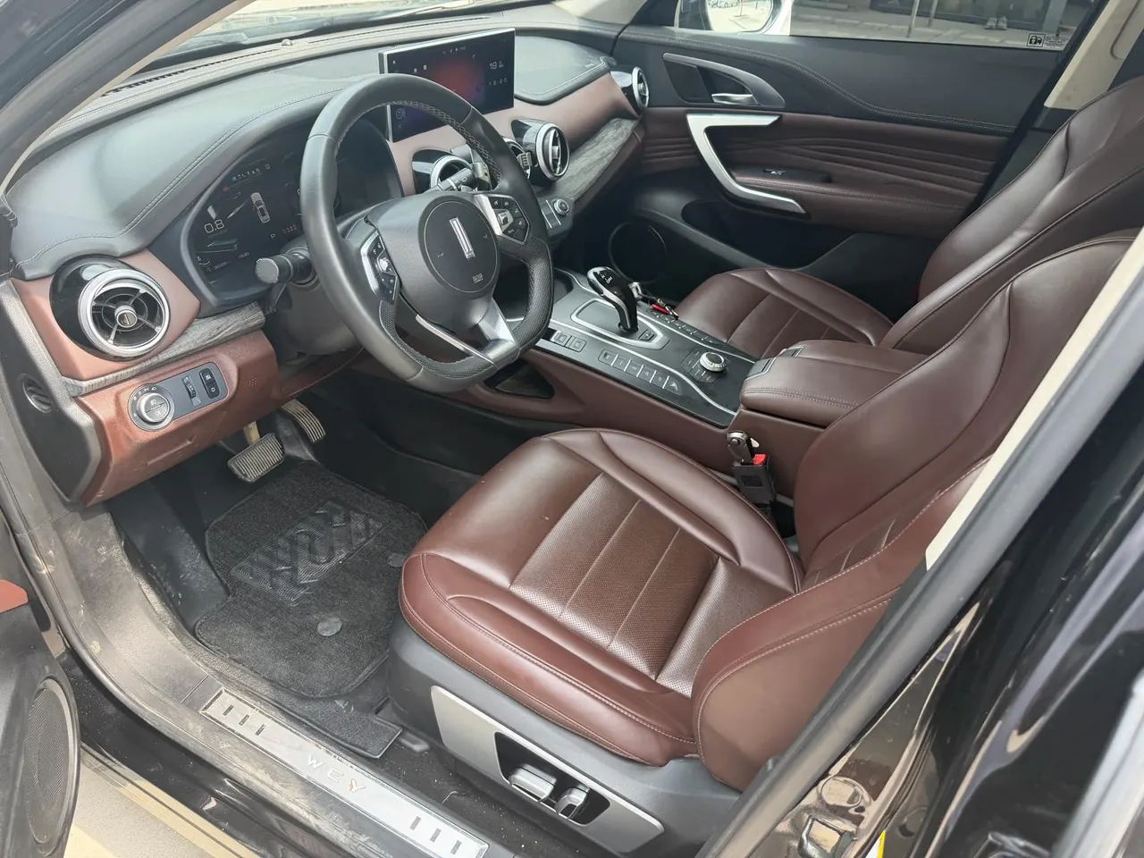 WEY 2020 VV7 2.0T Super Luxury Automatic Gear 4