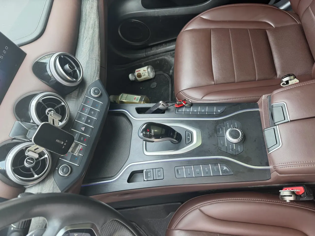 WEY 2020 VV7 2.0T Super Luxury Automatic Gear 5