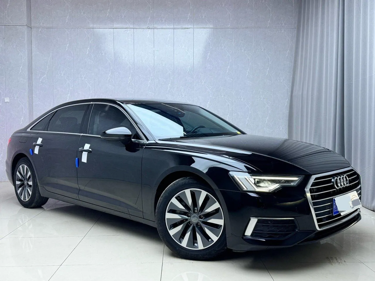 Audi 2022 A6L 2.0TFSI 45TFSI Zhenzhiya Automatic Gear 3