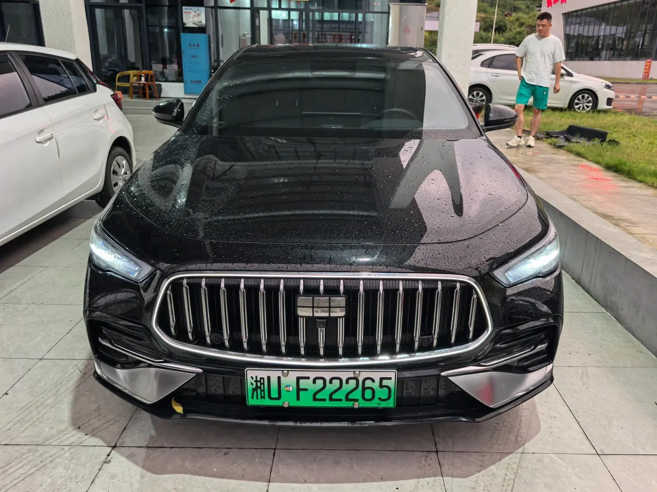 Geely Galaxy 2026 star shine 7 EM-i 1.5 220km four-wheel drive star shine version automatic gear 4