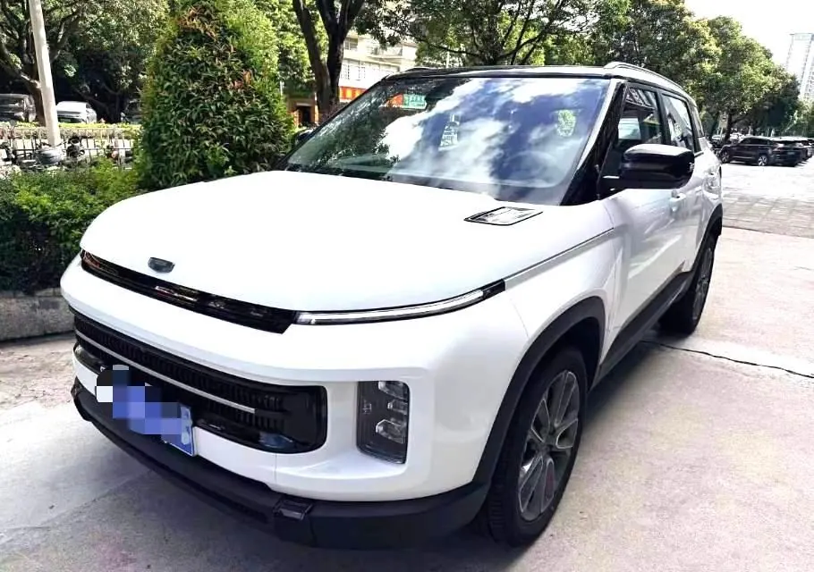 Open image lightbox: Geely 2026 icon 1.5TD chocolate alcohol version of automatic gear