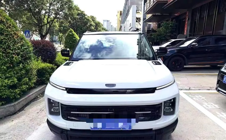 Geely 2026 icon 1.5TD chocolate alcohol version of automatic gear 2