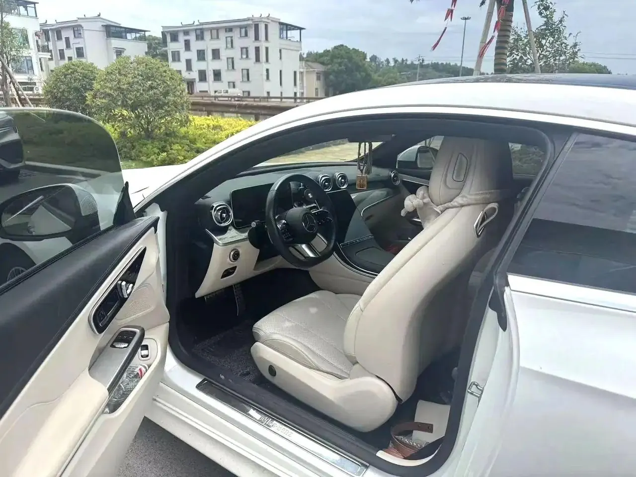 Mercedes Benz CLE (Imported) 2024 CLE 260 Coupe 48V 2.0T Automatic 3
