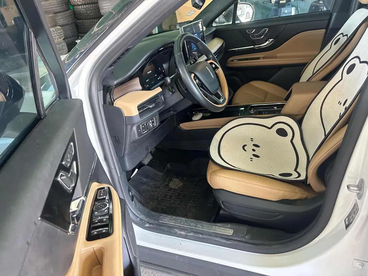 Lincoln 2022 adventurer 2.0T two-wheel drive elegant version (modified) automatic gear 2