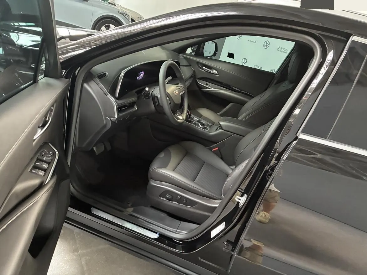 Cadillac 2026 XT4 48V 1.5T 25T Metropolitan Automatic Gear 2