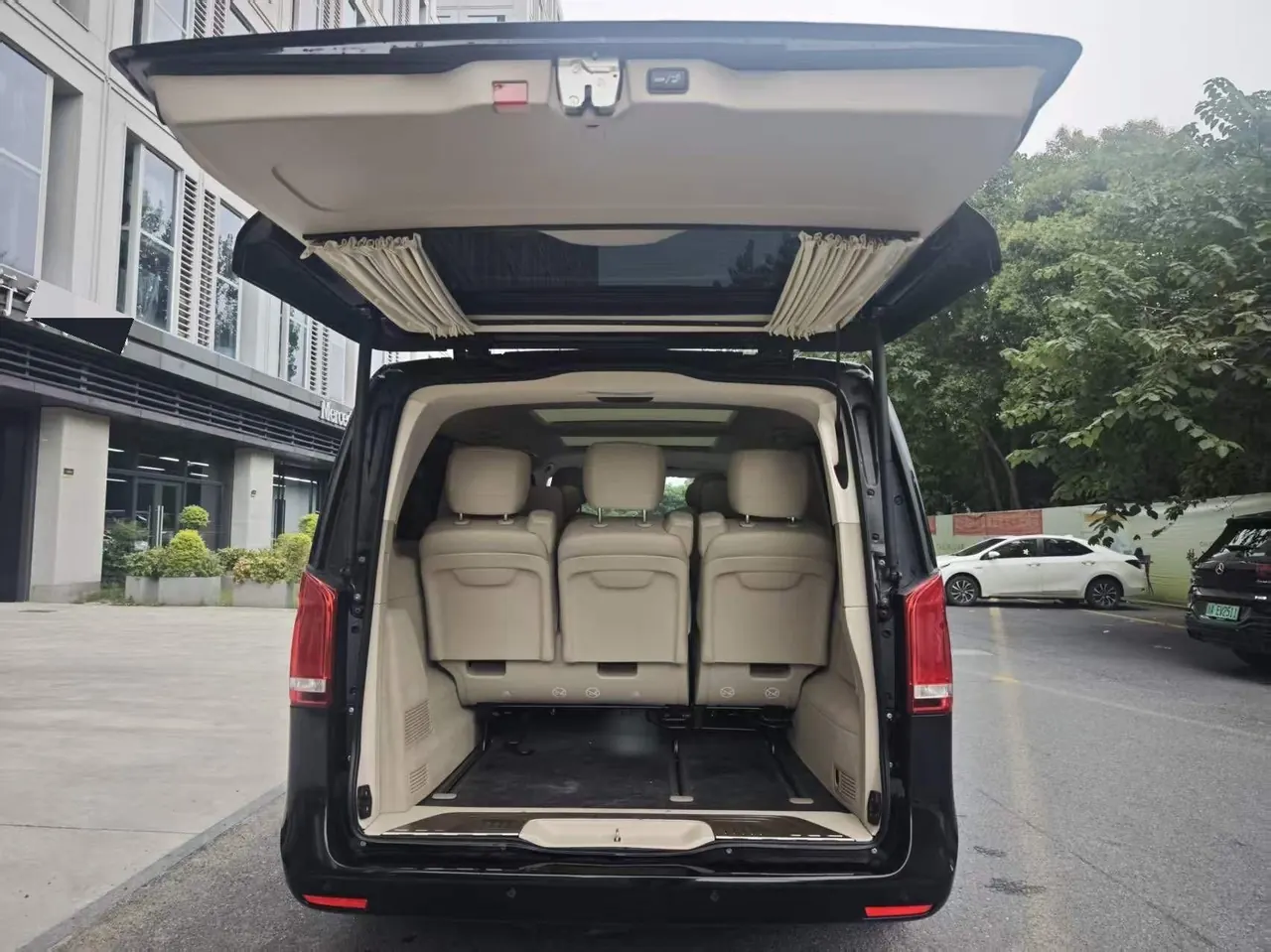 Mercedes Benz V 2021V 260 L 2.0T Deluxe Edition Automatic Gear 11