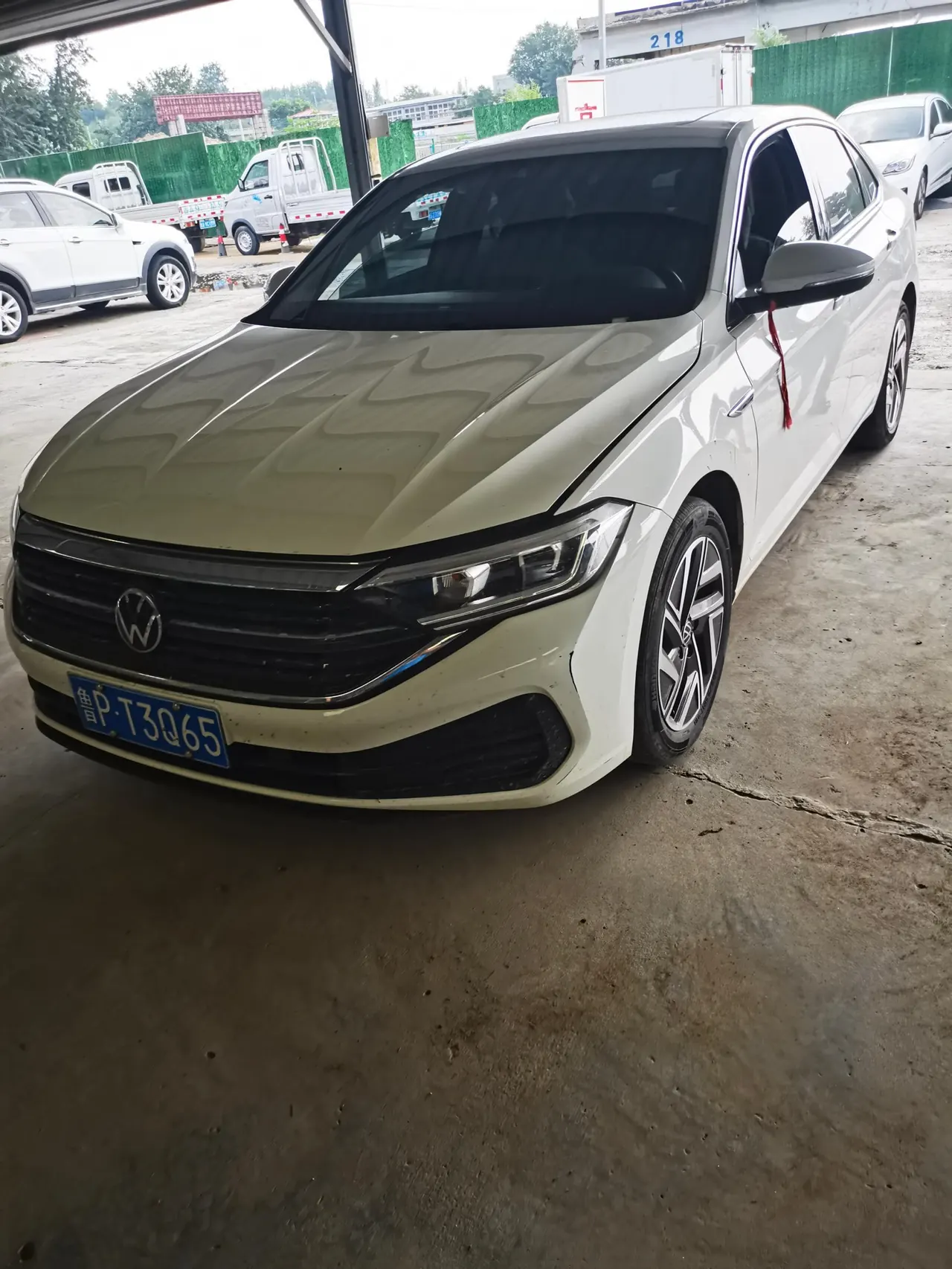 Open image lightbox: Volkswagen 2023 Sagittarius 1.5TSI 300TSI Flying Edition Automatic Gear
