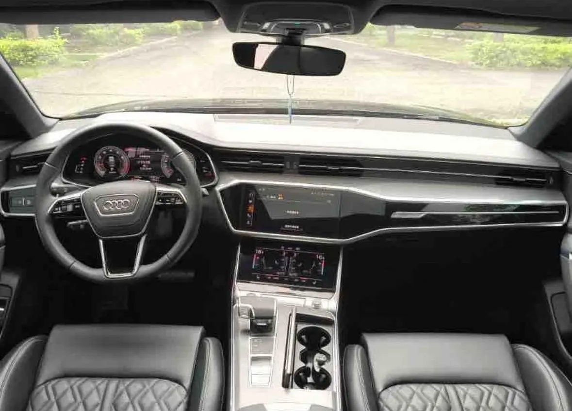 Audi 2026 A6L 2.0TFSI 45TFSI Prestige Dynamic Edition Automatic 5