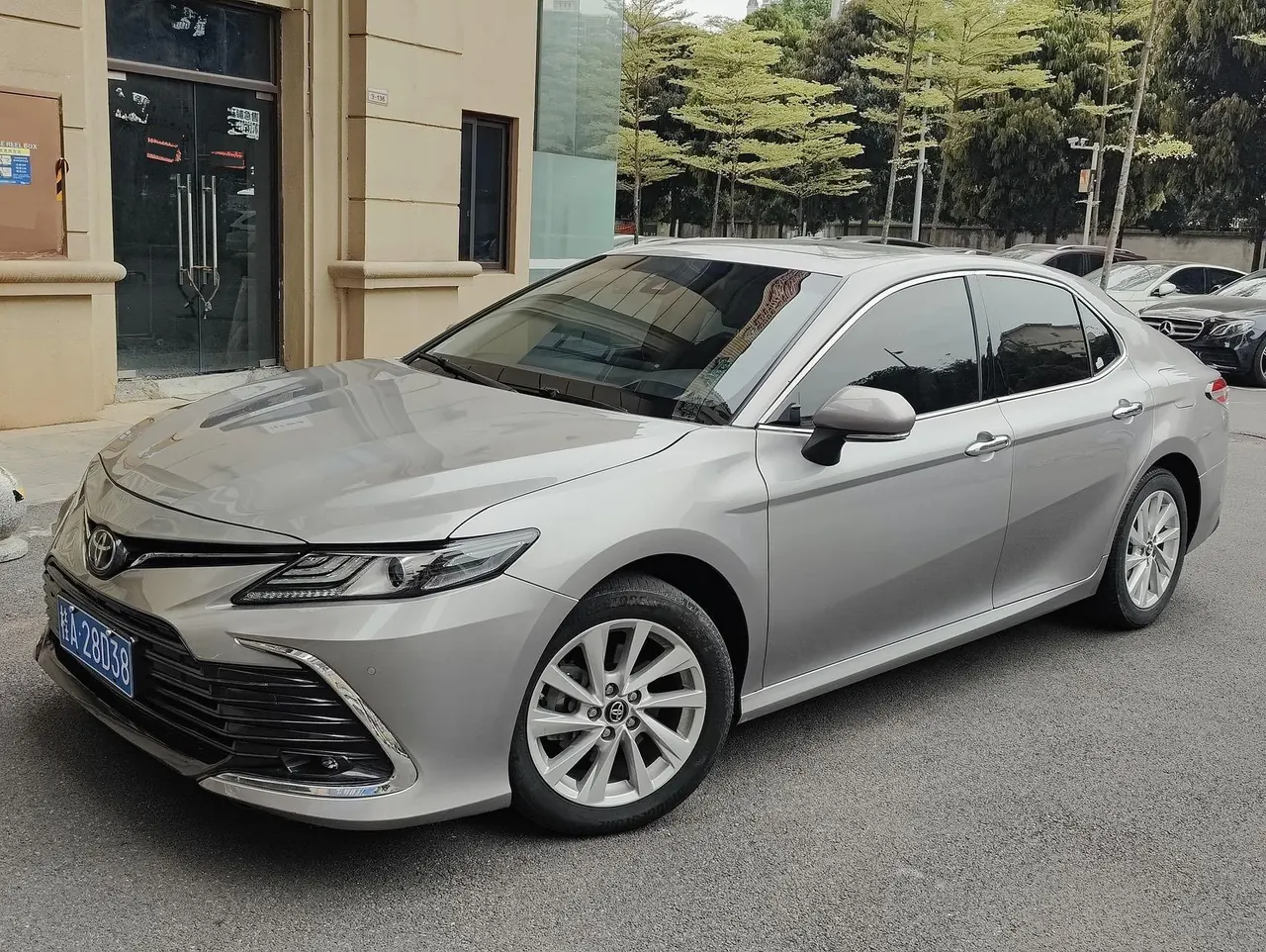 Open image lightbox: Toyota 2021 Camry 2.0G Stepless Deluxe Edition Automatic Gear