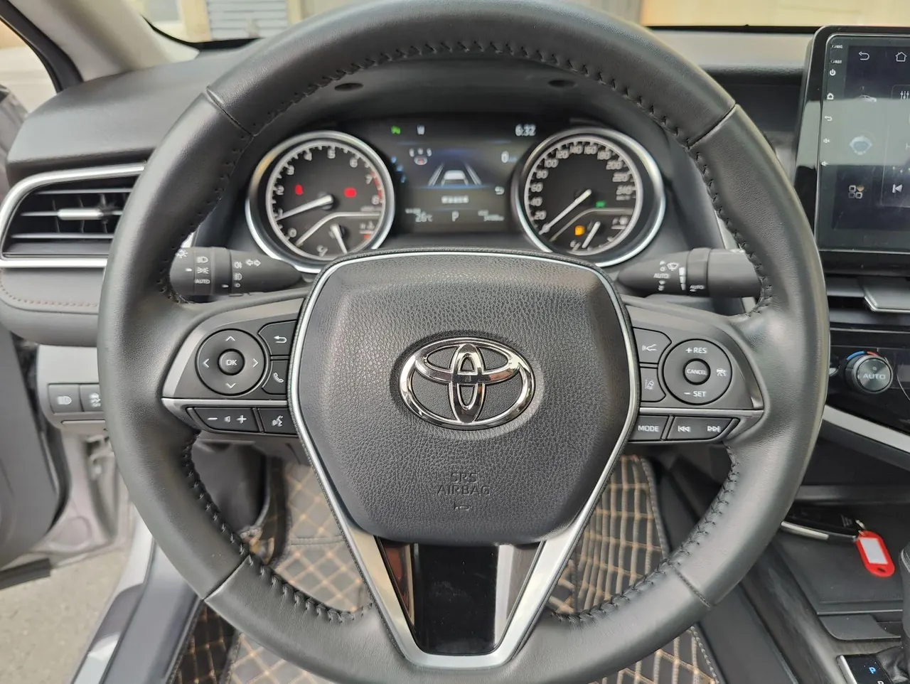 Toyota 2021 Camry 2.0G Stepless Deluxe Edition Automatic Gear 9