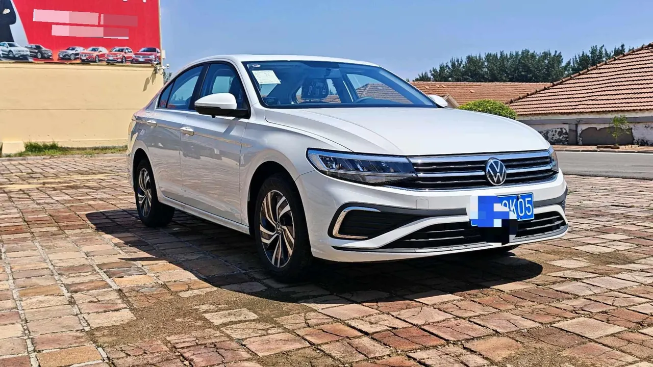 Volkswagen 2026 Bora 1.2TSI 200TSI Yuexing Navigation Edition Automatic Gear 2