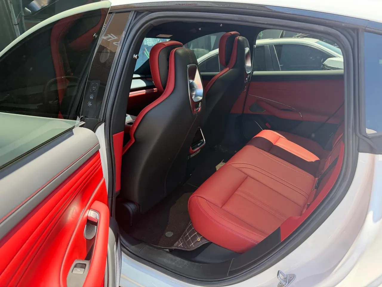 MI 2026 SU7 Pro automatic gear 4