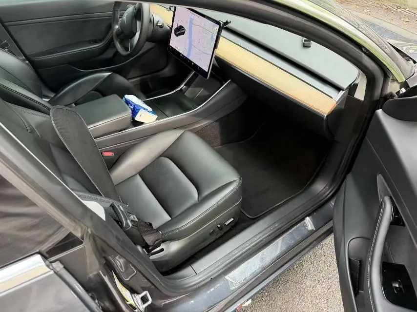 Tesla 2020 Model 3 long endurance rear wheel drive version (modified) automatic gear 6