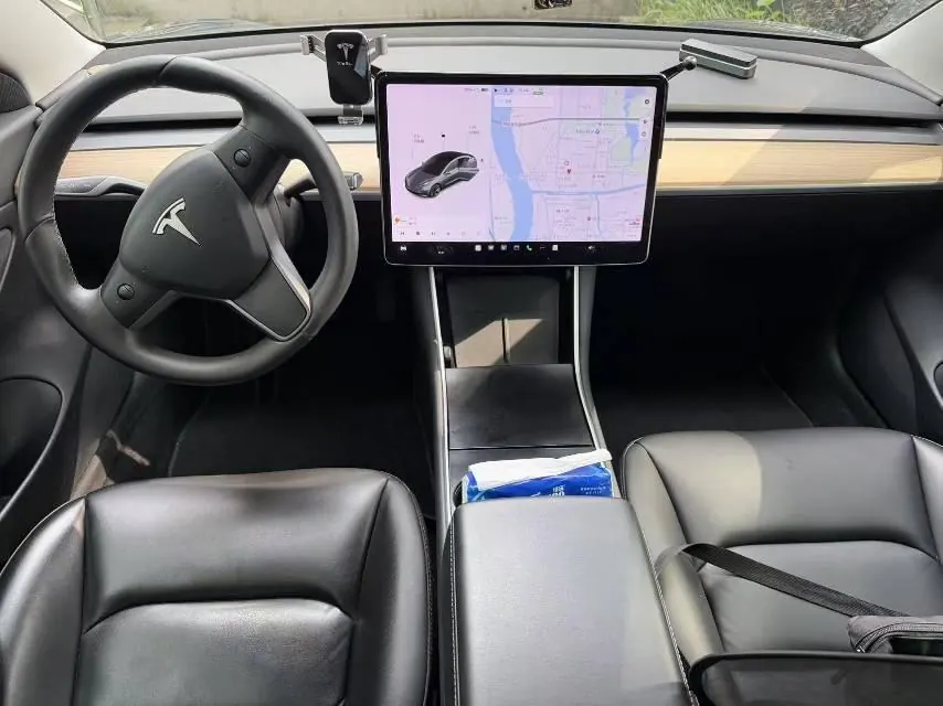 Tesla 2020 Model 3 long endurance rear wheel drive version (modified) automatic gear 7