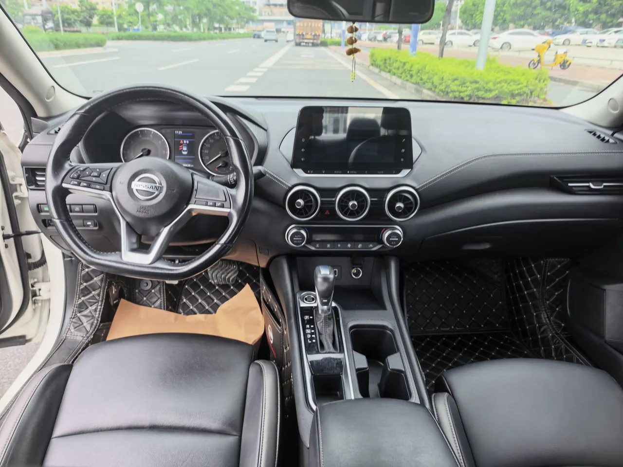 Nissan 2020 Sylphy 1.6 Stepless XL Pleasant Edition Automatic Gear 9