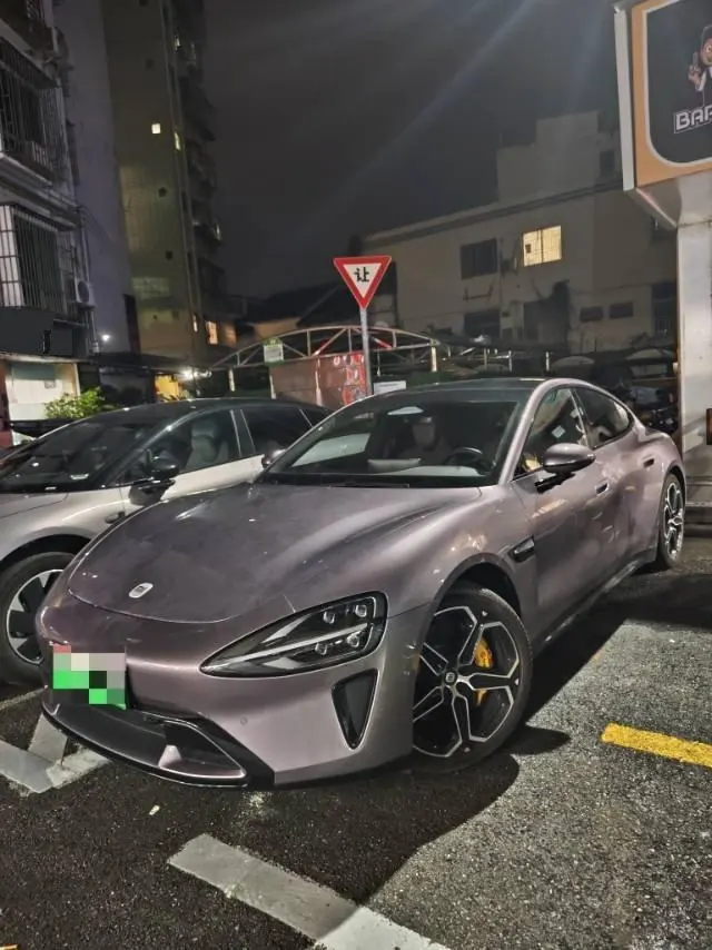 打开图片灯箱:MI 2024 SU 7 700km Rear Drive Long Endurance Smart Driving Edition Automatic Gear