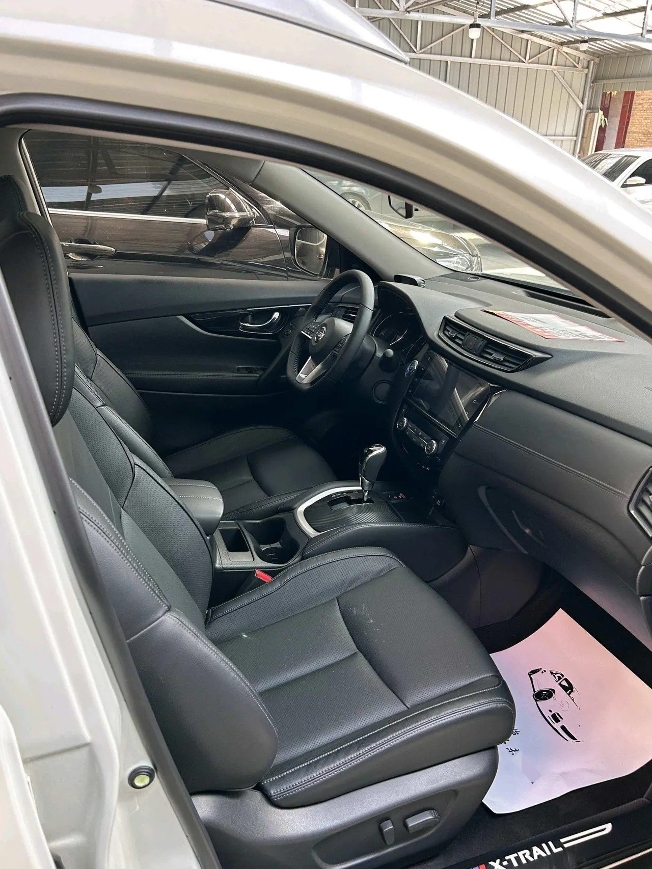 Nissan 2020 Qijun 2.0 stepless XL Premium two-wheel drive Zhilian exclusive version of automatic gear 3