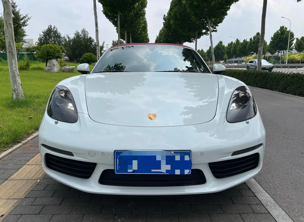 Porsche 718 (Imported) 2020 718 Boxer 2.0T Automatic 2