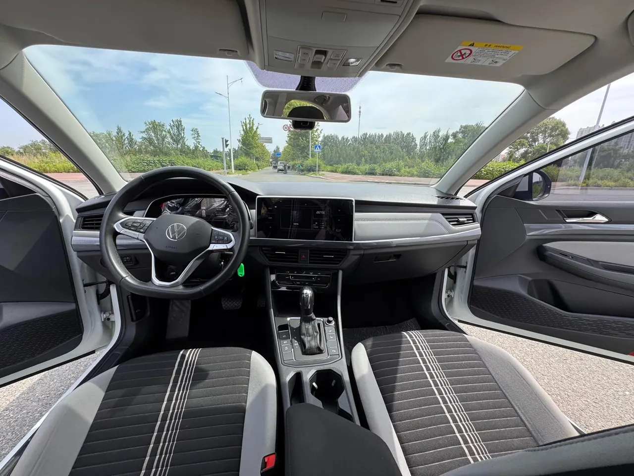 Volkswagen 2023 Bora 1.5 Smooth Limited Edition Automatic 11