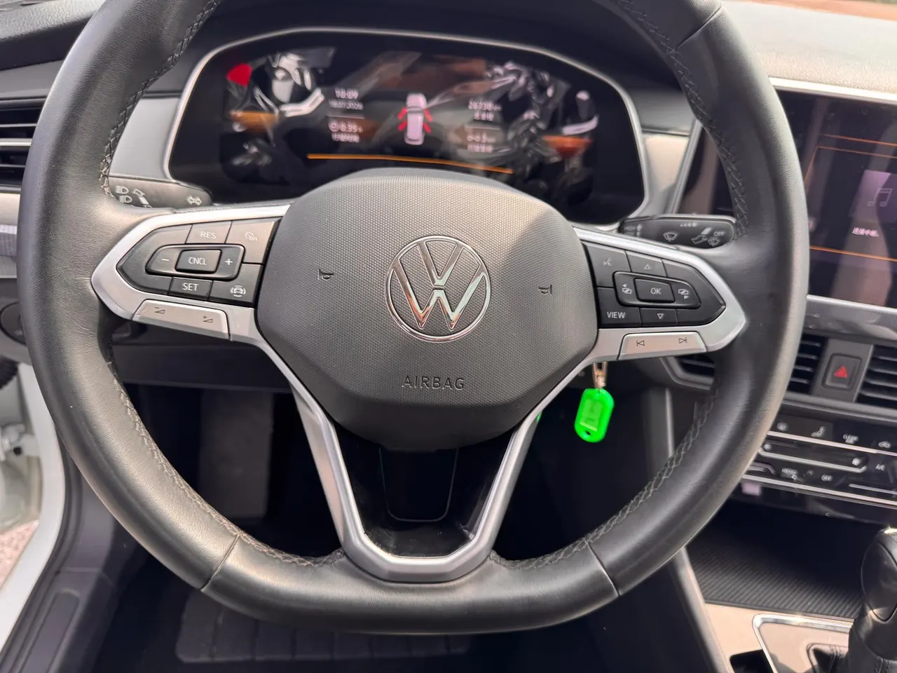 Volkswagen 2023 Bora 1.5 Smooth Limited Edition Automatic 12