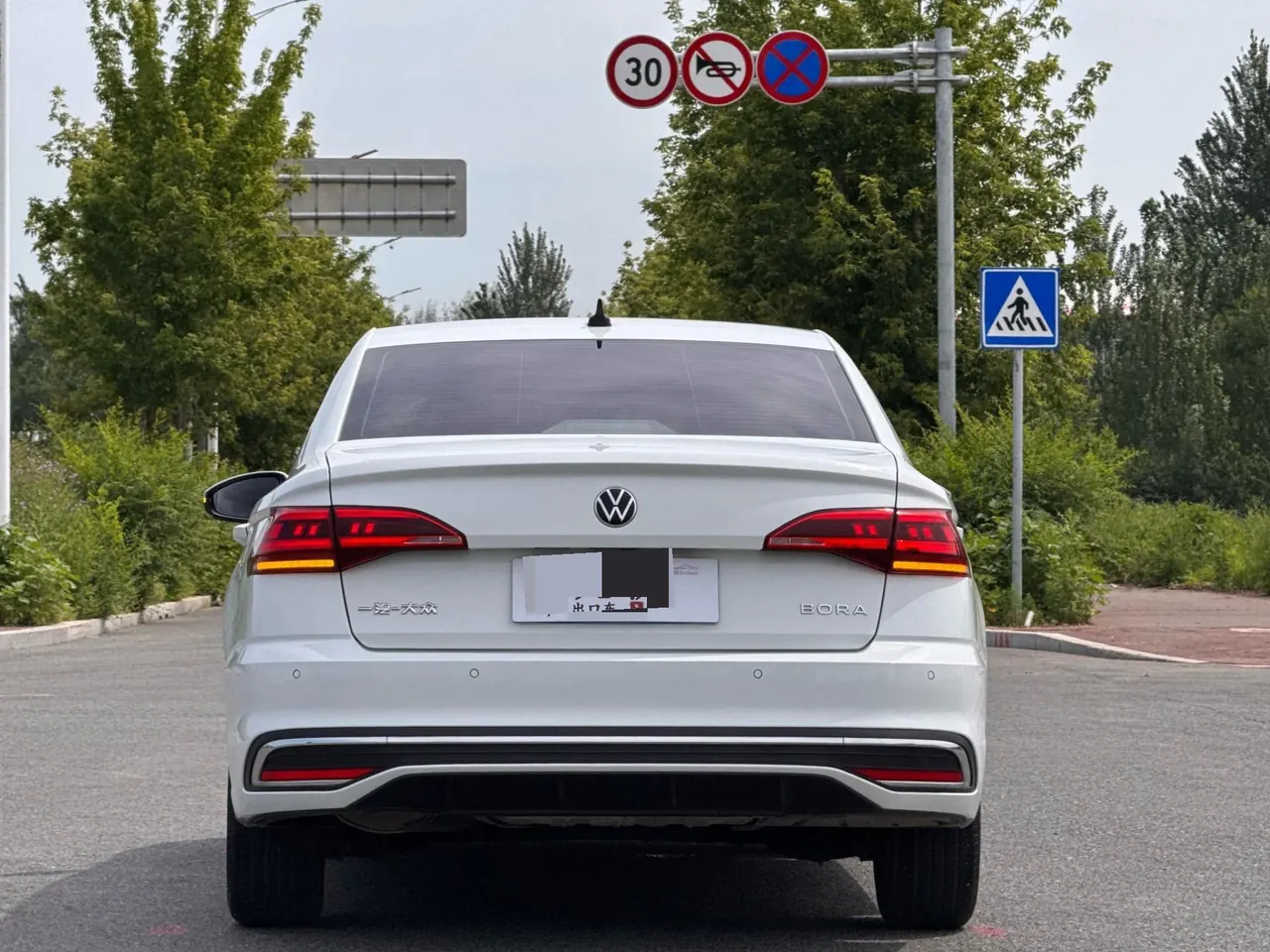 Volkswagen 2023 Bora 1.5 Smooth Limited Edition Automatic 5