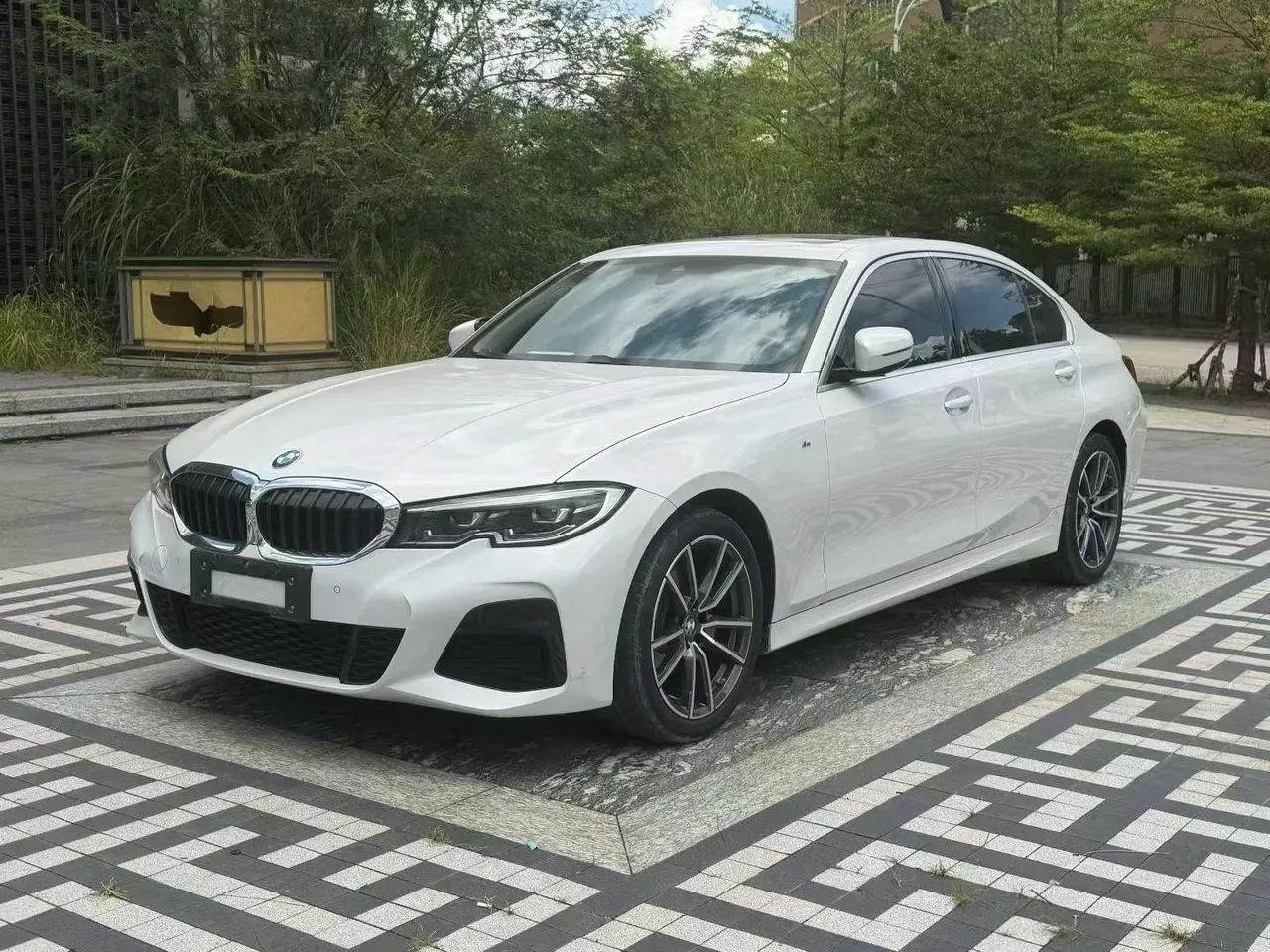 BMW 3 Series 2022 325Li 2.0T M Sports Suit (Modified) Automatic Gear - View 1