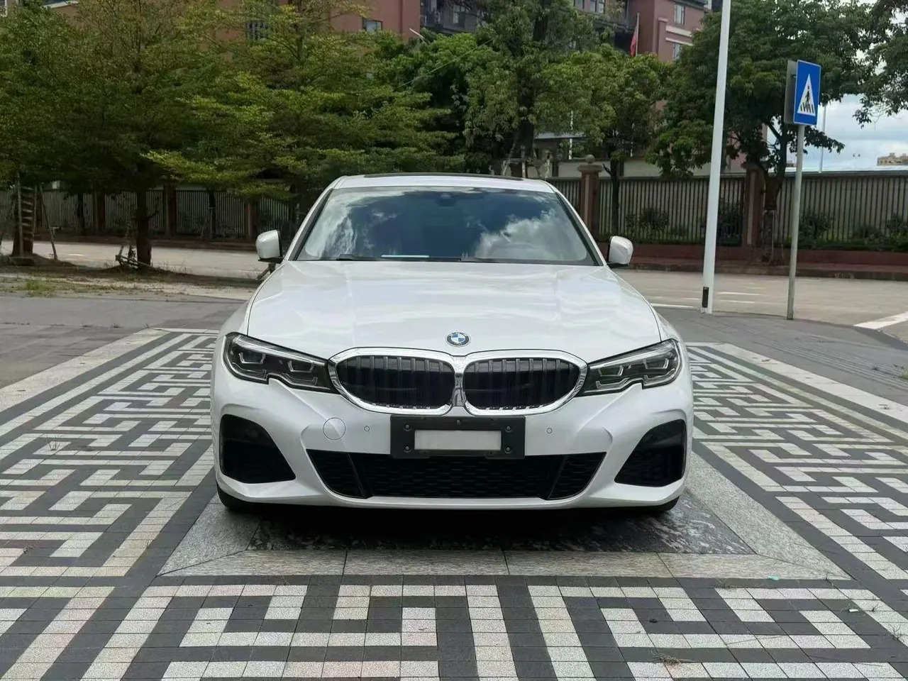 BMW 3 Series 2022 325Li 2.0T M Sports Suit (Modified) Automatic Gear 2