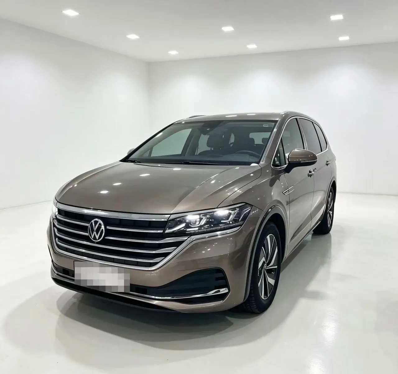 Open image lightbox: Volkswagen 2020 models of Viran (Viloran) 2.0TSI 330TSI Deluxe Edition Automatic Gear