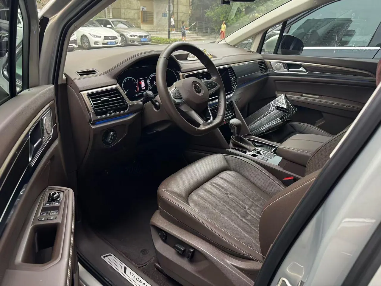 Volkswagen 2020 models of Viran (Viloran) 2.0TSI 330TSI Deluxe Edition Automatic Gear 6