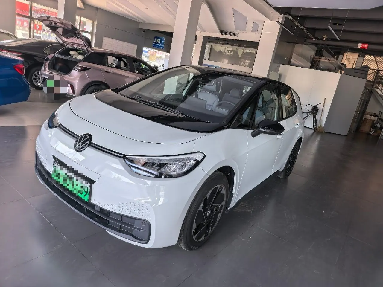 Открыть галерею: Volkswagen 2026 ID. 3 smart superior version of automatic gear