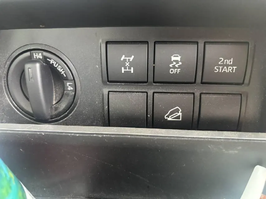 Toyota Prado (Imported) 2020 Prado 4.0 Manual 11
