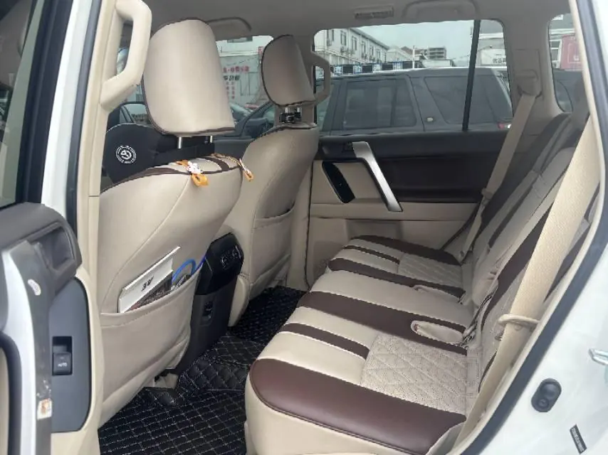 Toyota Prado (Imported) 2020 Prado 4.0 Manual 7