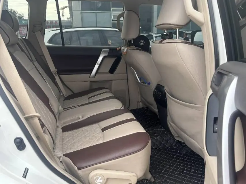 Toyota Prado (Imported) 2020 Prado 4.0 Manual 8
