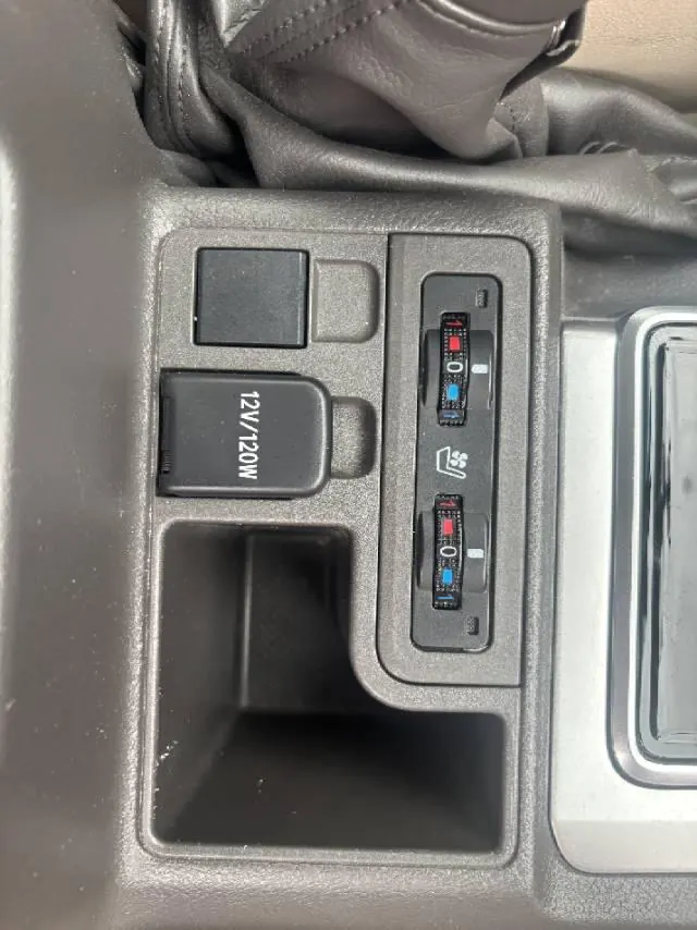 Toyota Prado (Imported) 2020 Prado 4.0 Manual 9